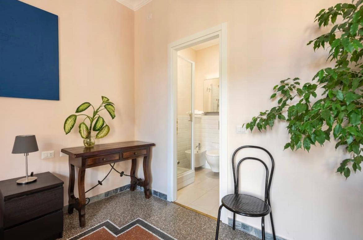 Roma Private Rooms Exterior photo